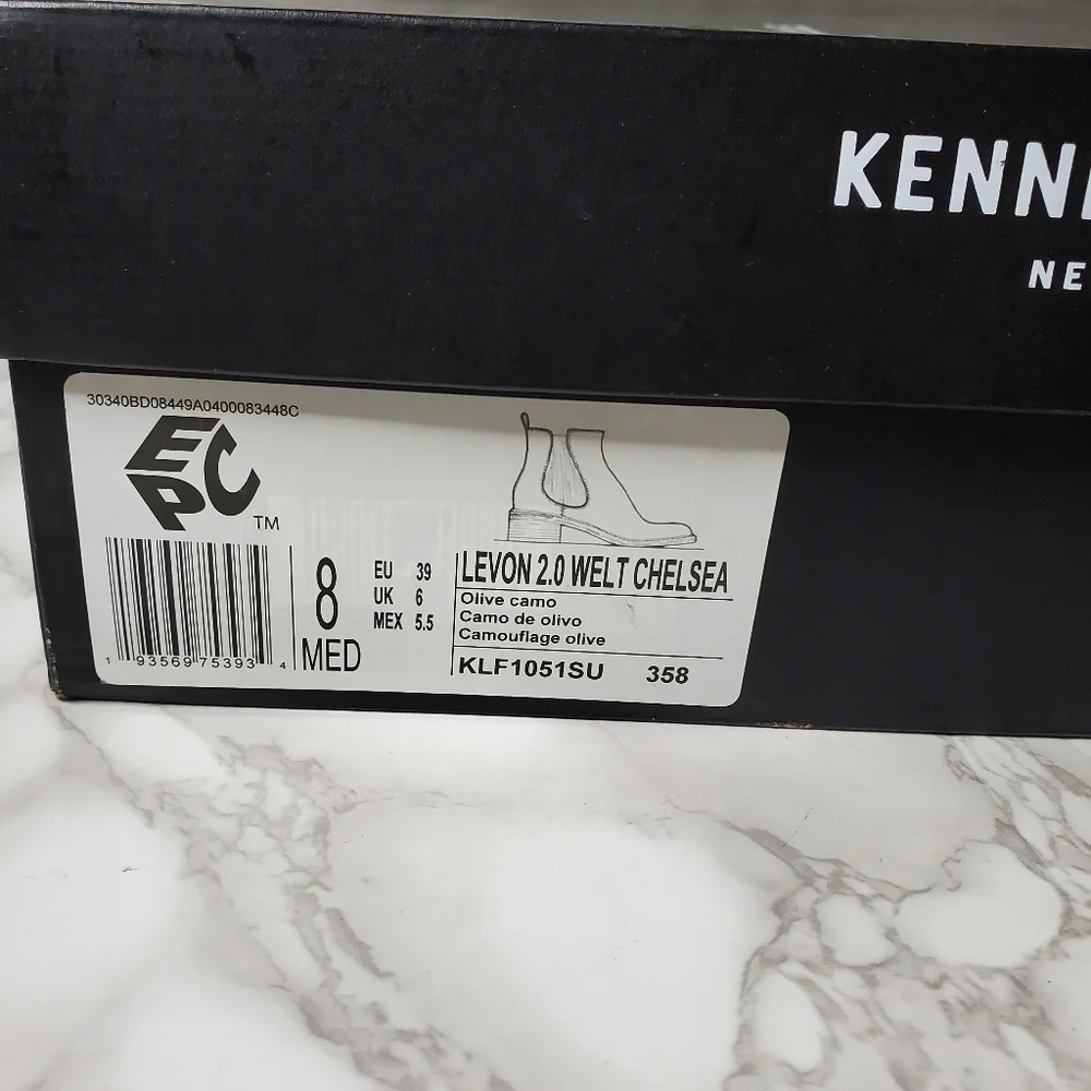 Kenneth Cole Green Camouflage Boots 8